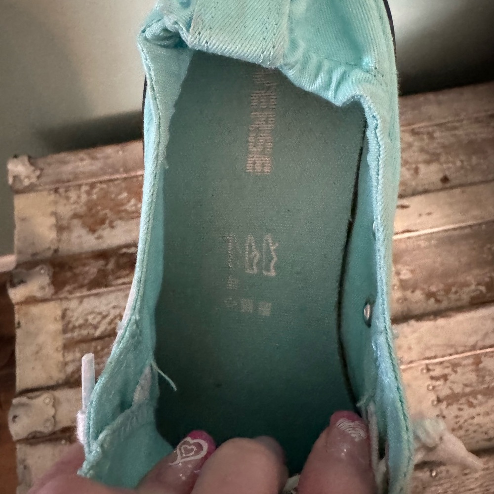 Converse Women's Aqua Sneakers - Picture 3 of 8